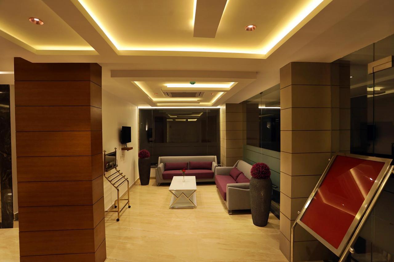 Iswarya Residency Hotel Kottayam Exterior photo